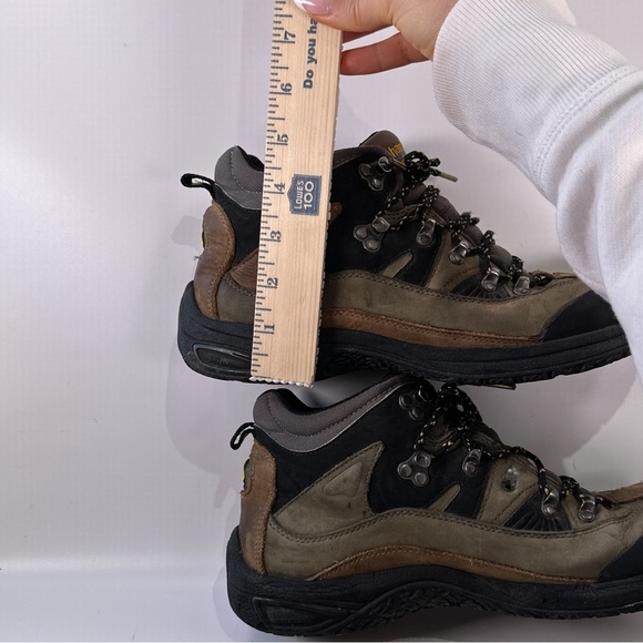 Dunham Men’s 10B Narrow Cloud Waterproof Hiking Shoes - Picture 14 of 15